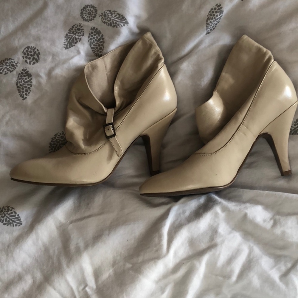 Tan booties - Picture 5 of 5